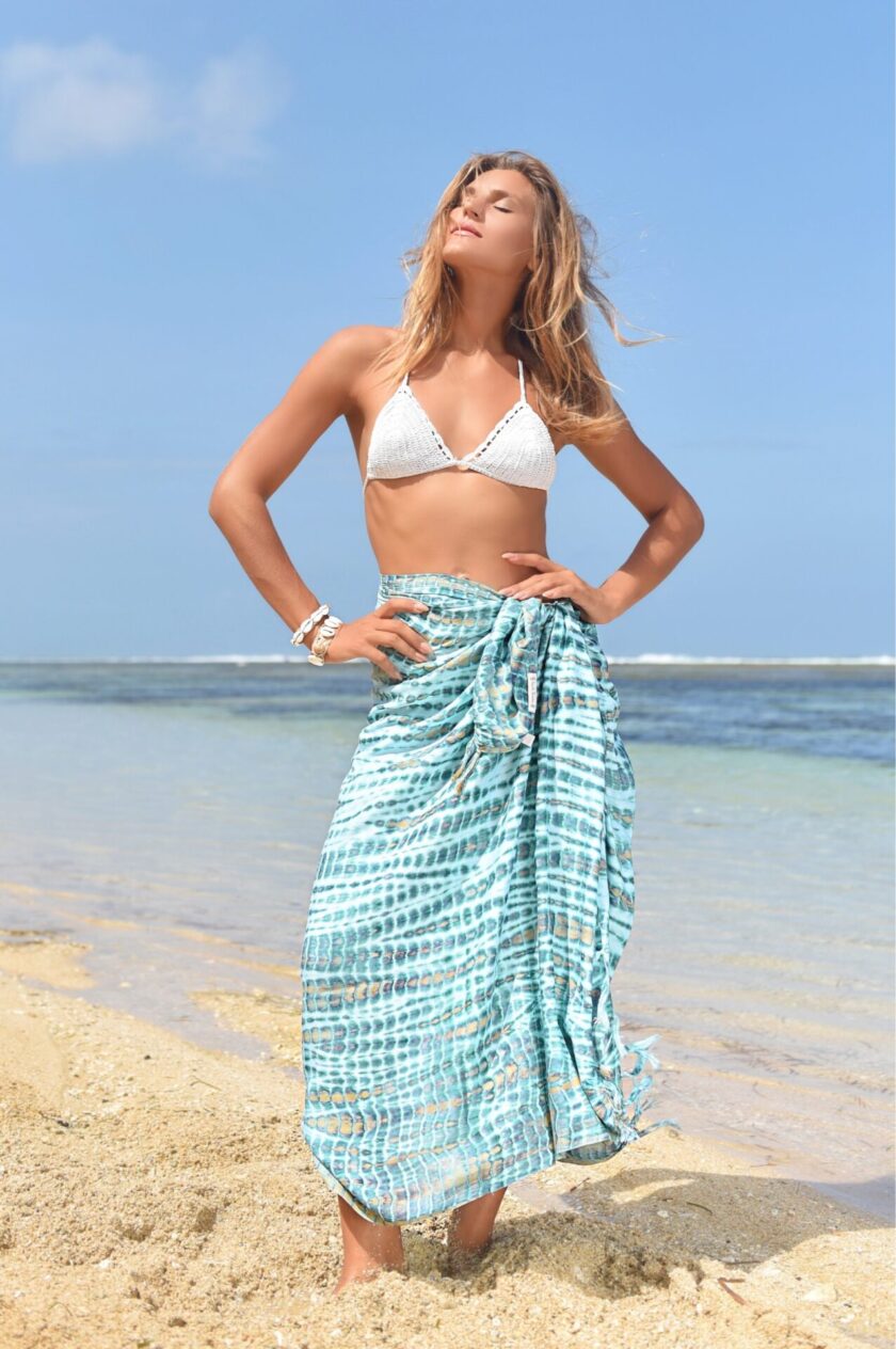 Sarong,  Blue Moon - Hot Lava