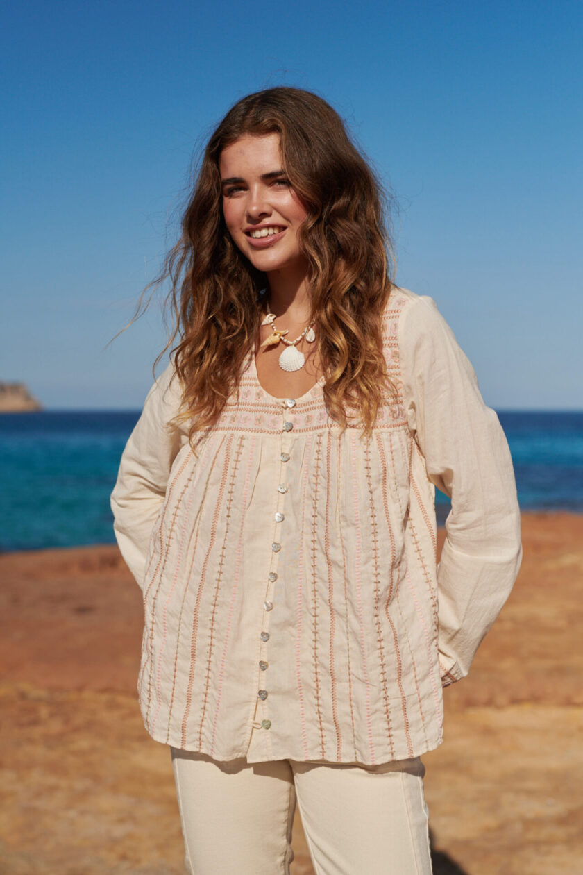 Blouse Embroidery, cream - Isla Ibiza Bonita – Image 2