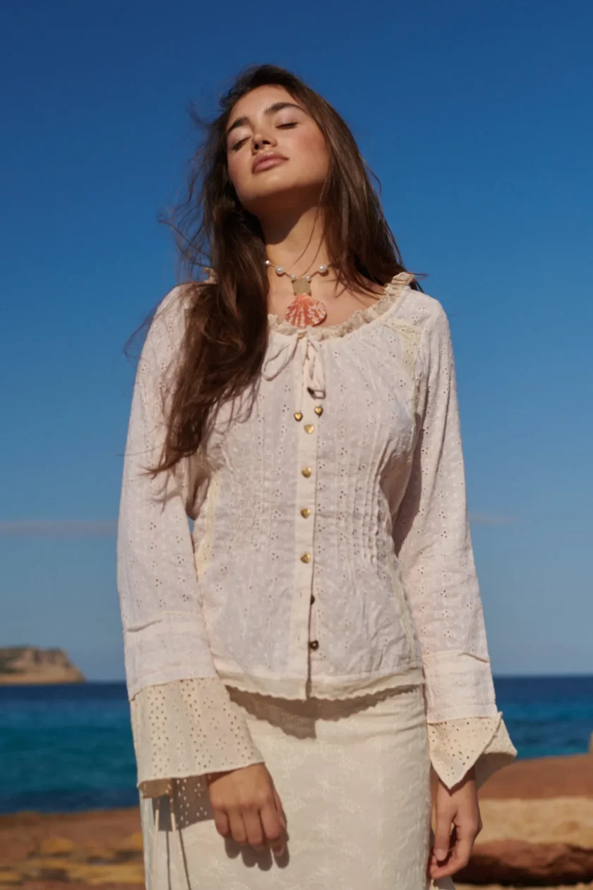 Embroidered Blouse Brisa – Cream