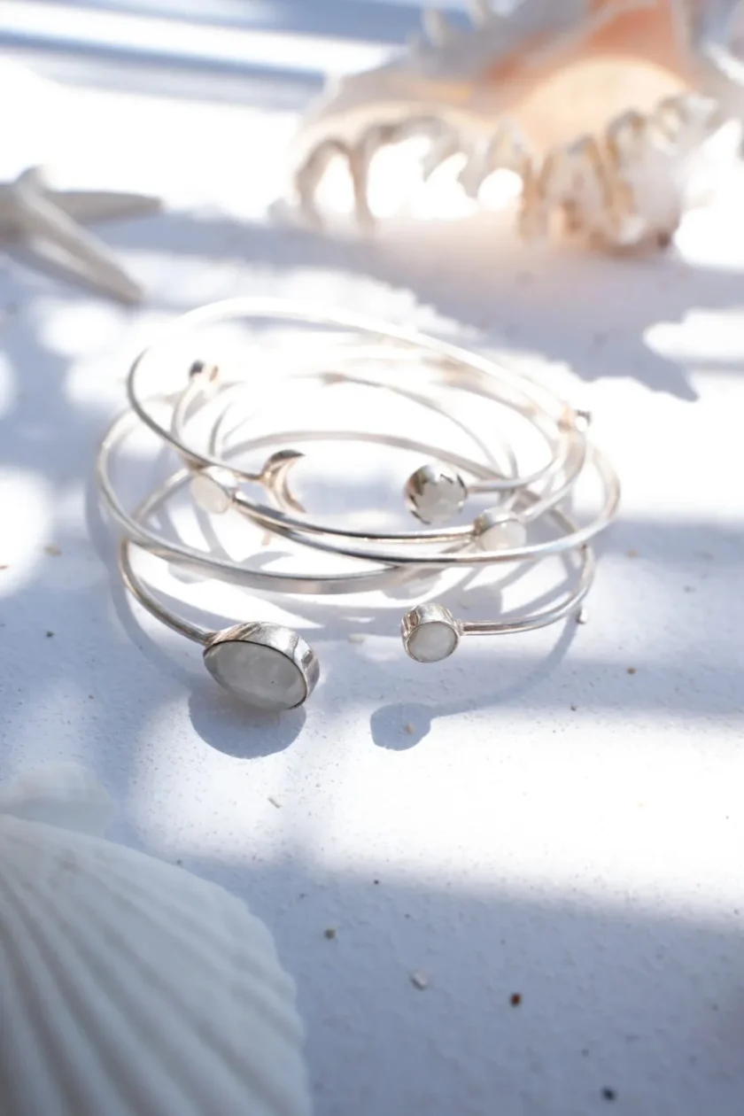 Drip Bangle Silver White - Image 4