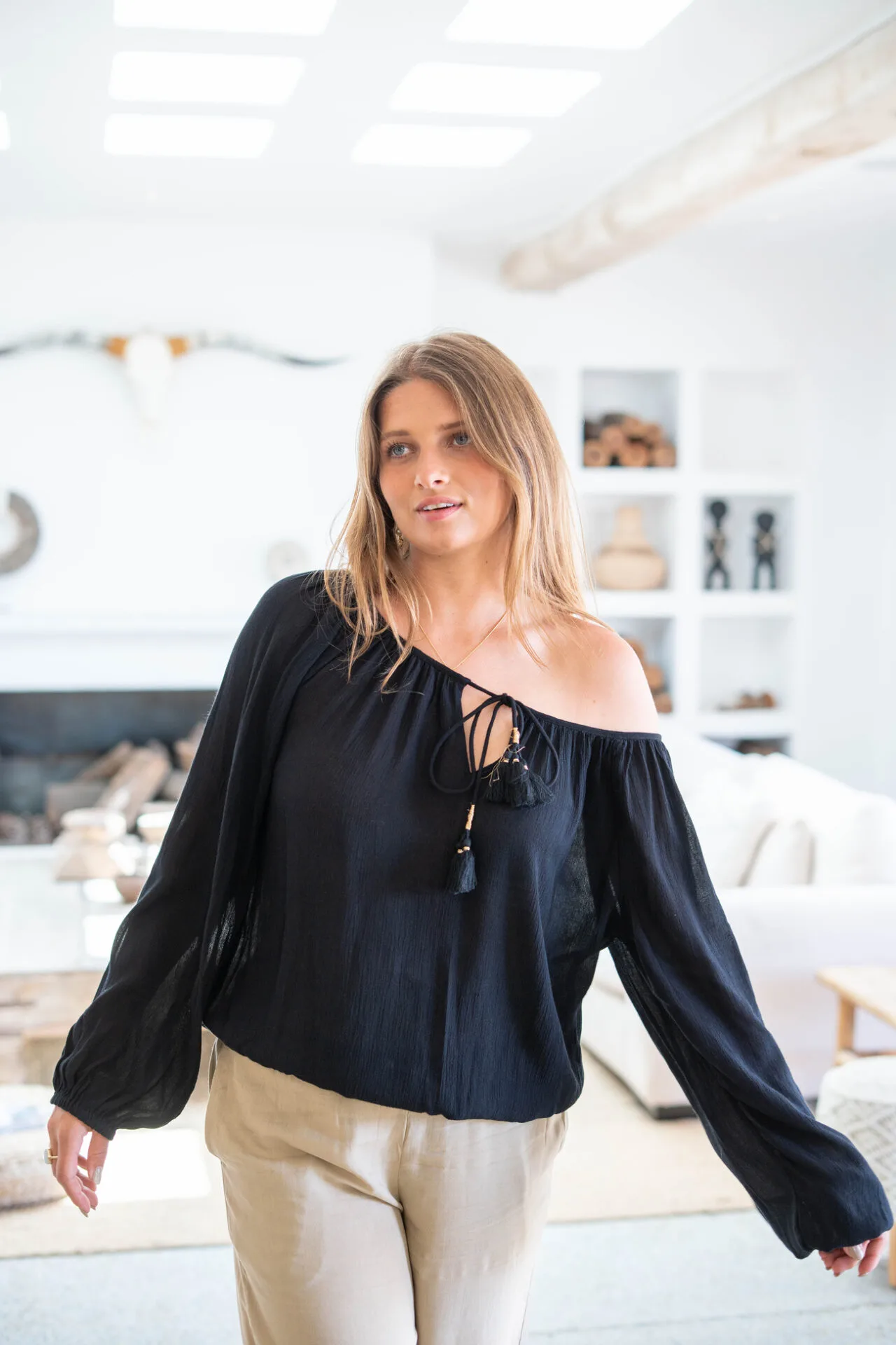 Blouse Yira Black 3 Blouse Yira Black - Afbeelding 3